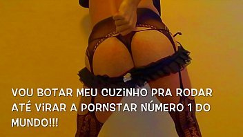 Paula CDzinha funkeira batendo com a bunda no chã_o